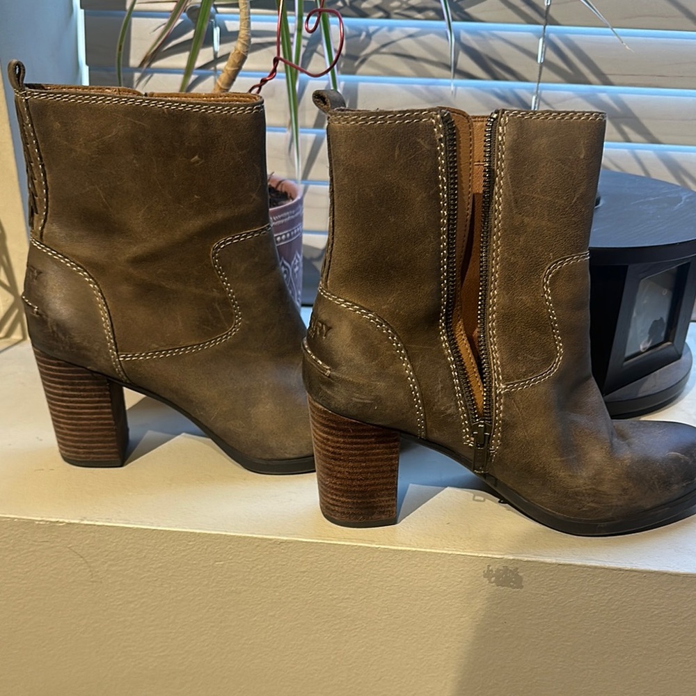 Women's Brown Leather Sperry Ankle Boots